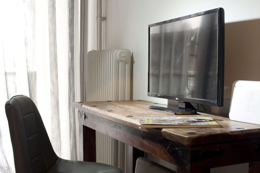 A Cozy Studio At Chalandri Lägenhet Aten Exteriör bild